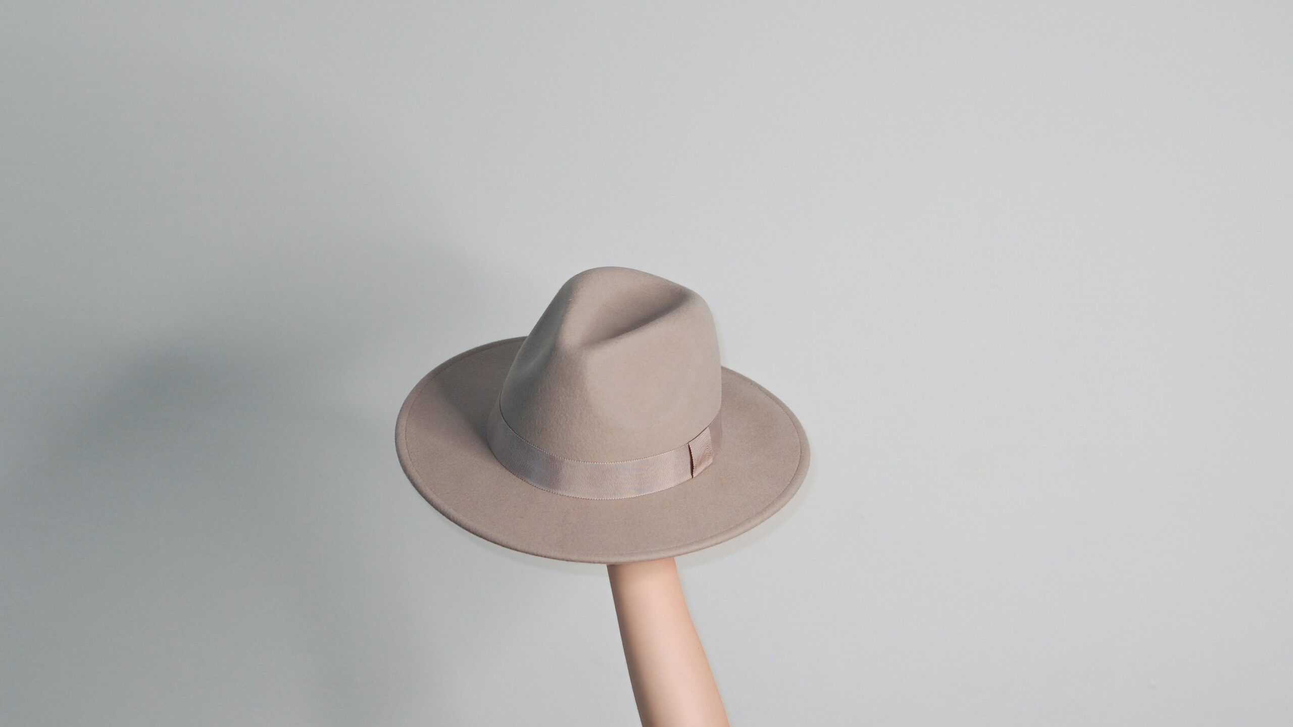 laura chouette I1MwllOuvbQ unsplash scaled